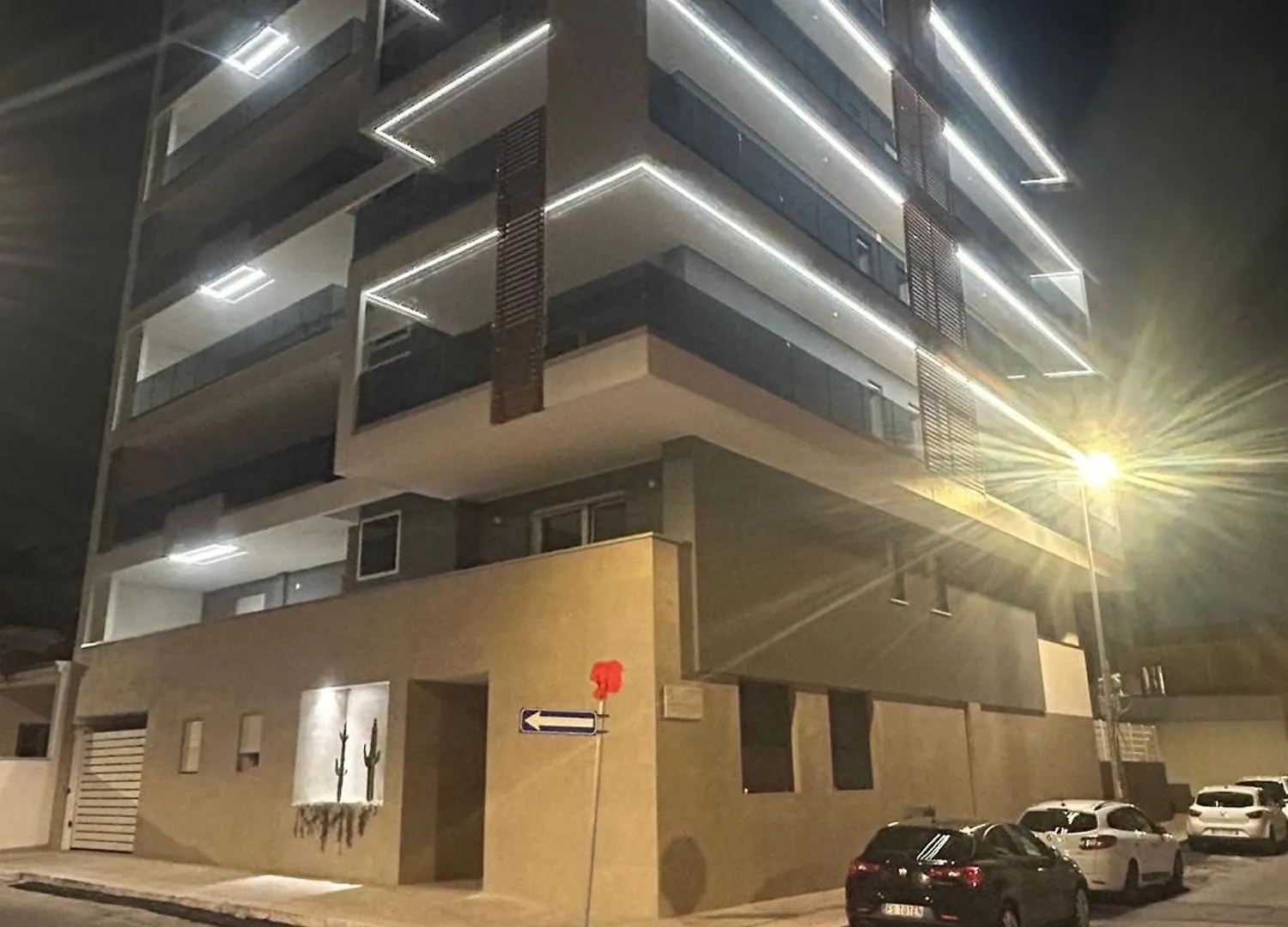 Dimora Rosa Apartment Bari 0*,  Italy