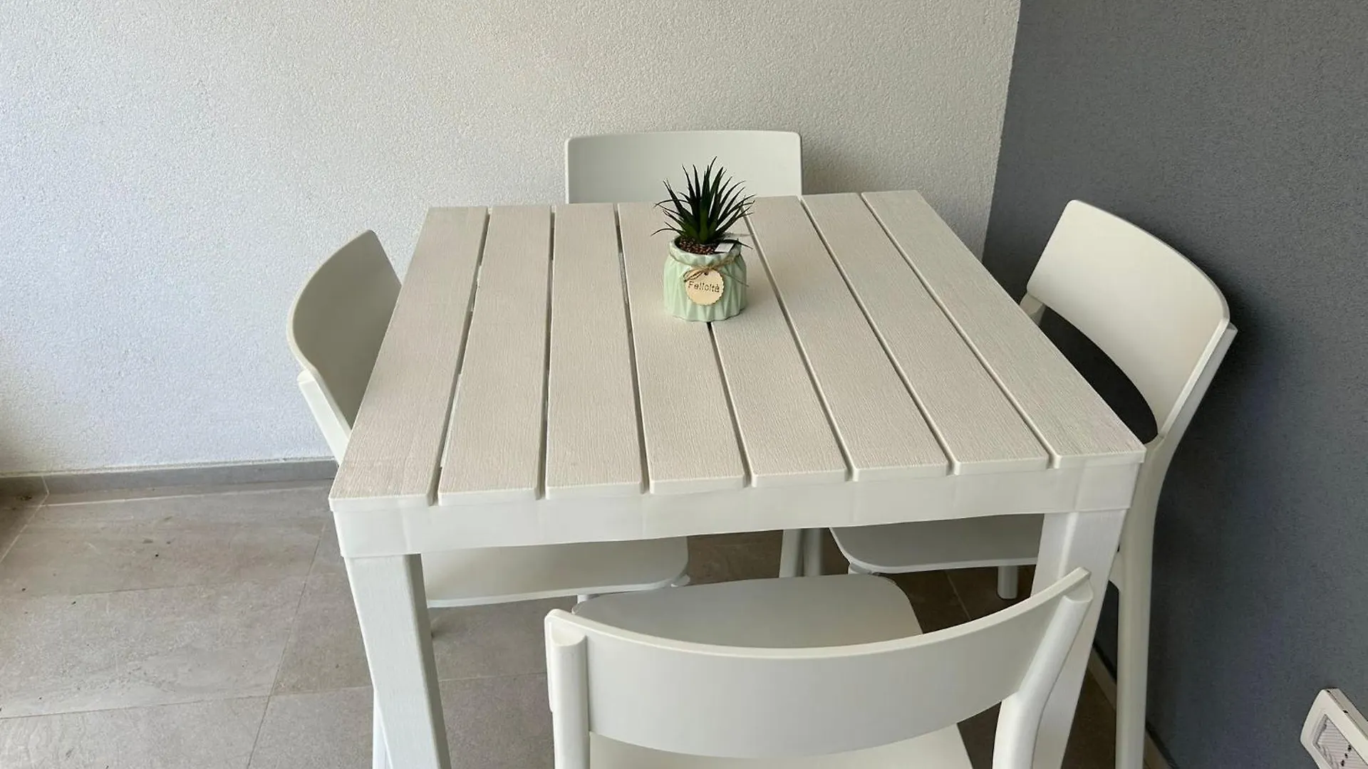 Dimora Rosa Apartment Bari